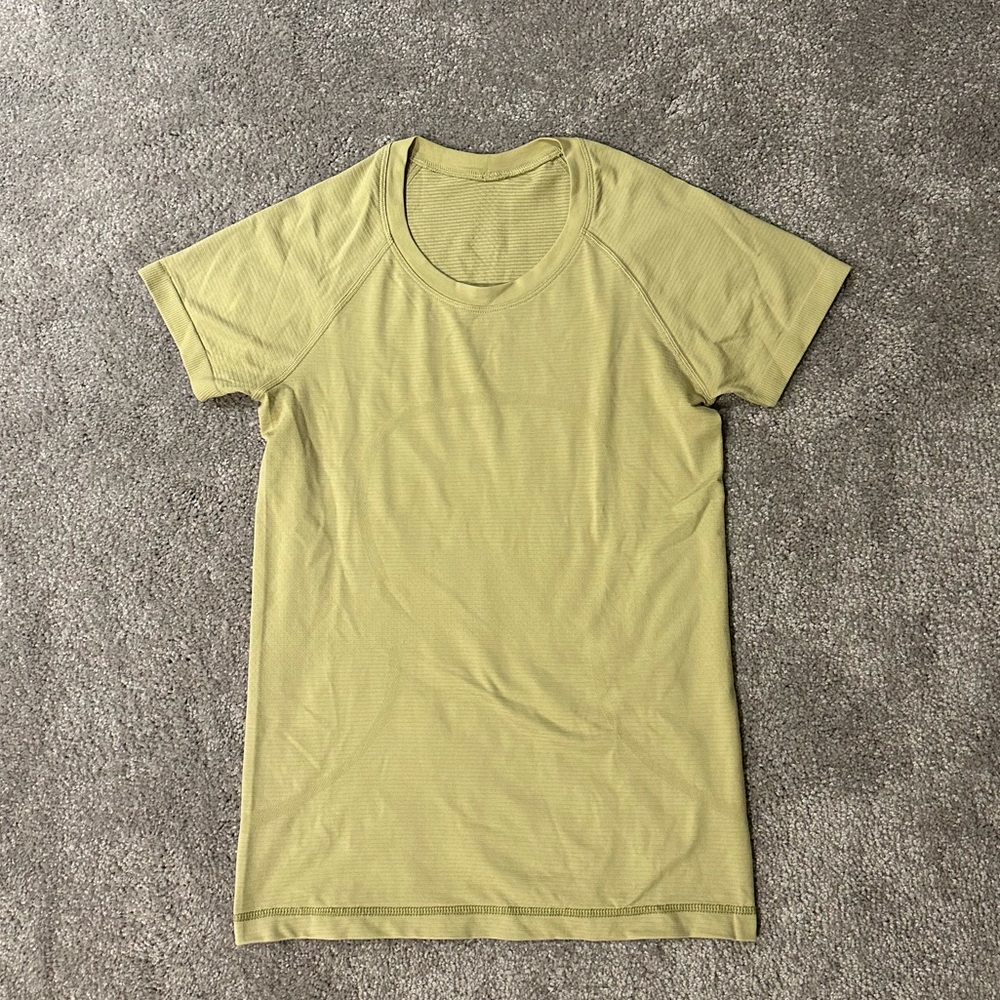 Lululemon Swiftly Tech